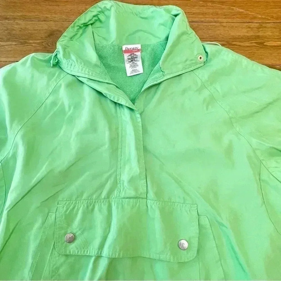 Women’s L | Danskin Now | Green Jacket Active-wear Windbreaker | 1/2 Zip - Picture 2 of 2